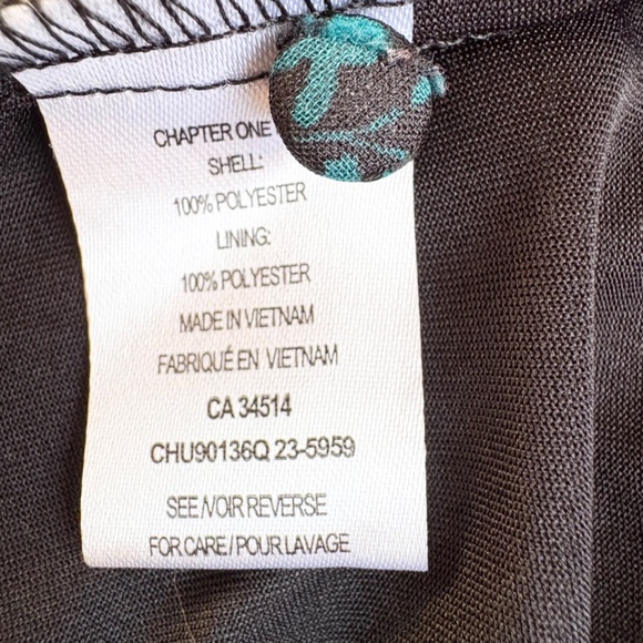 Tamara H. Black Ruffle Floral Blouse Size I/9 - Picture 12 of 13